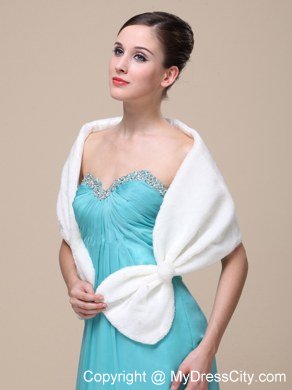 Faux Fur Special Occasion / Wedding Shawl In Ivory With V-neck